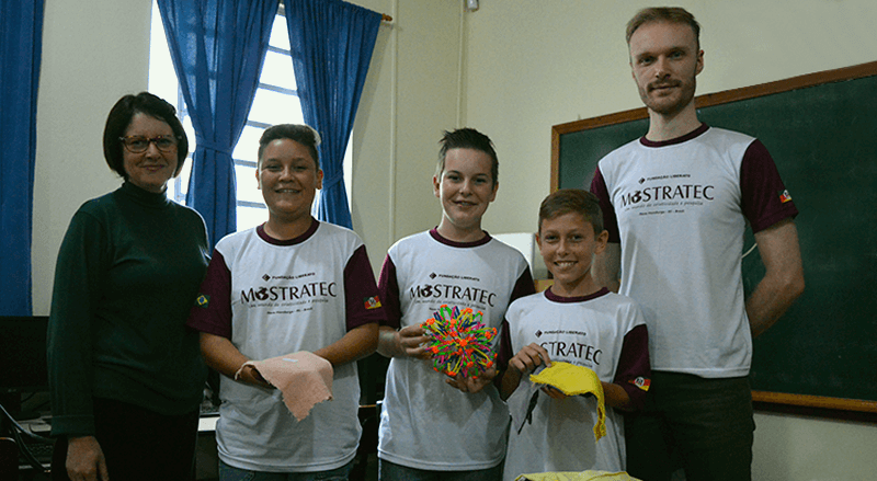 Alunos do Vale Real apresentam projeto do AUFV em Fortaleza - CE