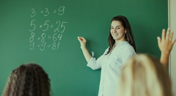Ao mestre com carinho: o reconhecimento do valor do Professor