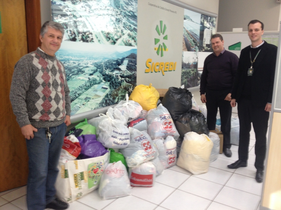 Campanha do Agasalho da Sicredi Pioneira RS arrecadou mais de 9,7 mil peças
