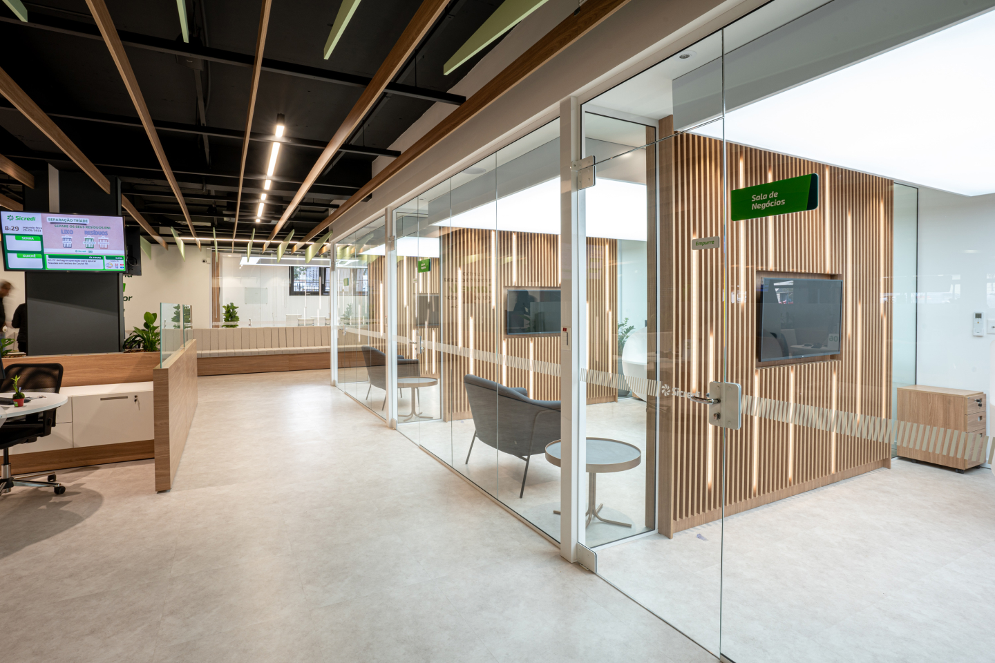 Conheça o novo espaço da Sicredi Pioneira em Canela. Confira fotos!