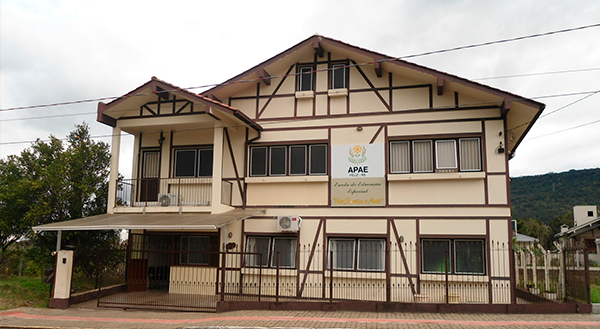 Fundo Social 2020: APAE de Feliz promove inclusão por meio da arte