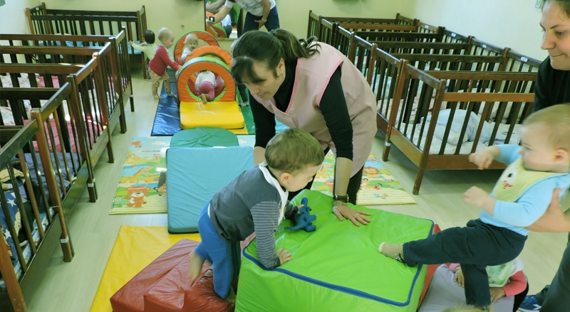 Fundo Social apoia projetos que incentivam as crianças a brincar