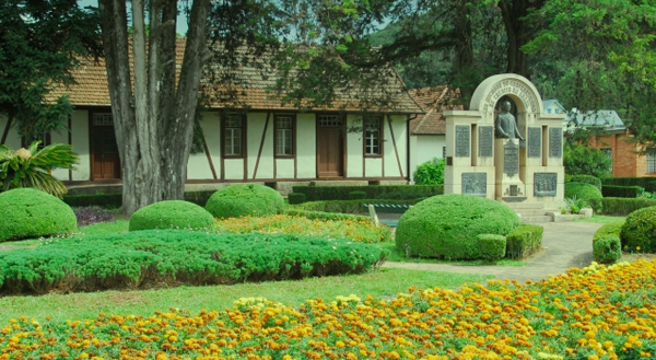 Nova Petrópolis inaugura Monumento das Irmandades