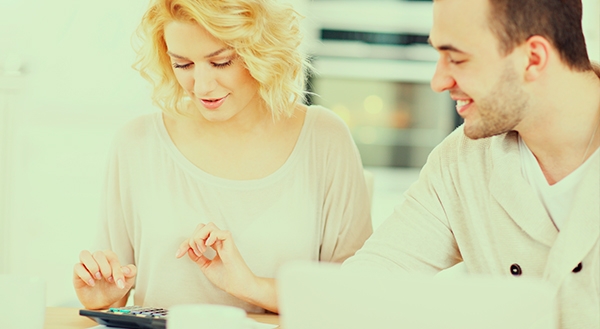 Poupar um pouco por mês é o caminho para atingir seus sonhos e objetivos do ano
