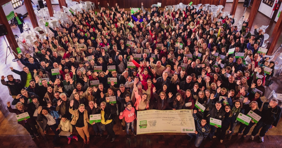 Recursos do Fundo Social são entregues no Dia do Cooperativismo