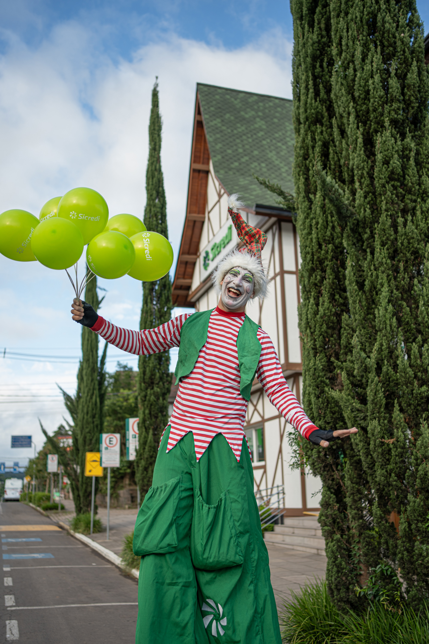 Sicredi Pioneira espalha magia do Natal em 21 munícipios!