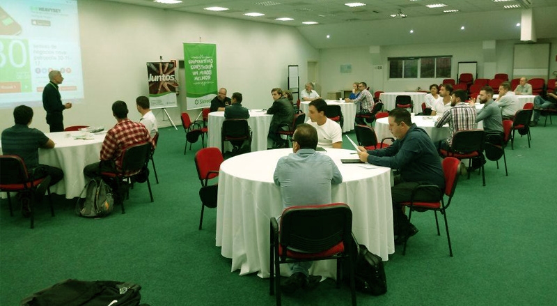 Sicredi Pioneira RS e Sebrae promovem rodada de negócios entre empresas