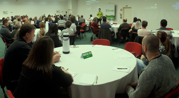 Sicredi reúne associados pessoa jurídica para palestra e rodada de negócios