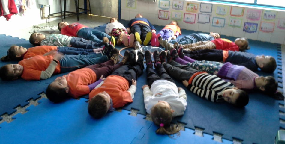 Você sabia que a Sicredi está indiretamente presente na sala de aula de muitas escolas?