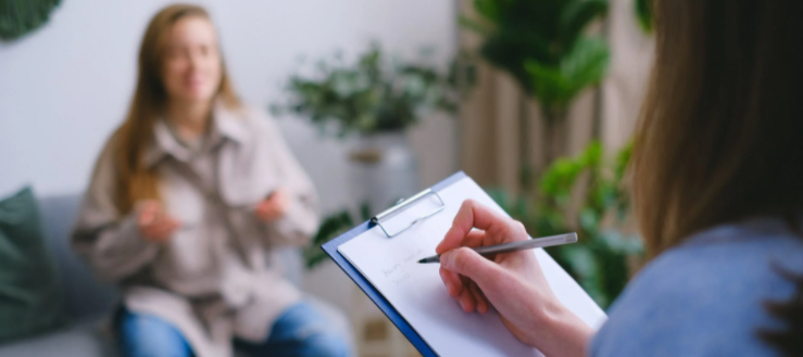 Impacto da psicologia financeira na sociedade