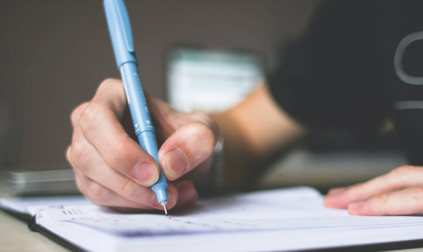 Práticas para poupar mensalmente