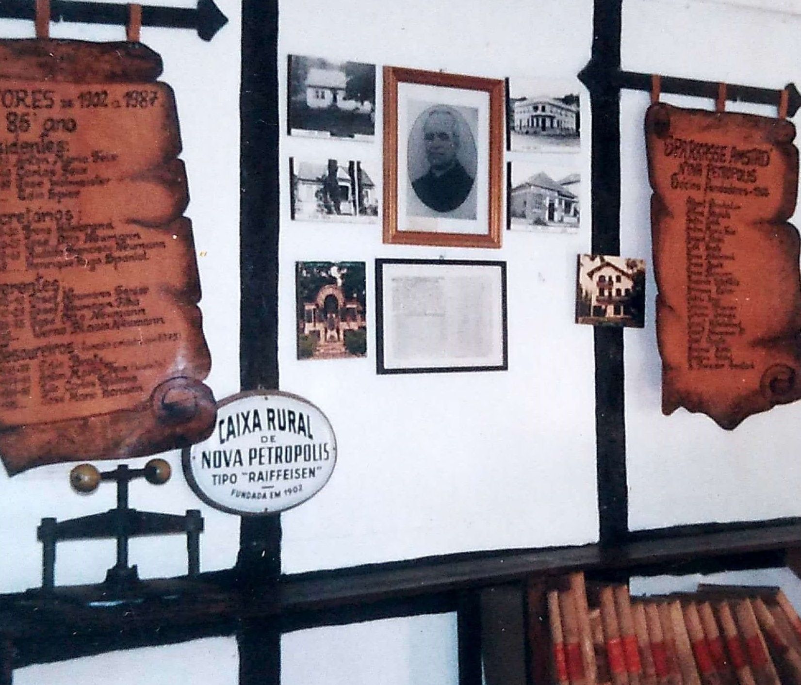 10 - Bauernkasse na Década de 1980.jpg