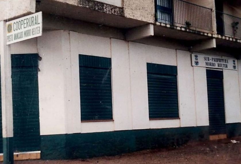 16 - Agência Morro Reuter - Inaugurada em 25 de Julho de 1991.jpg