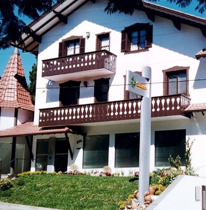 1 - Sicredi Pioneira - Fevereiro de 2002.jpg