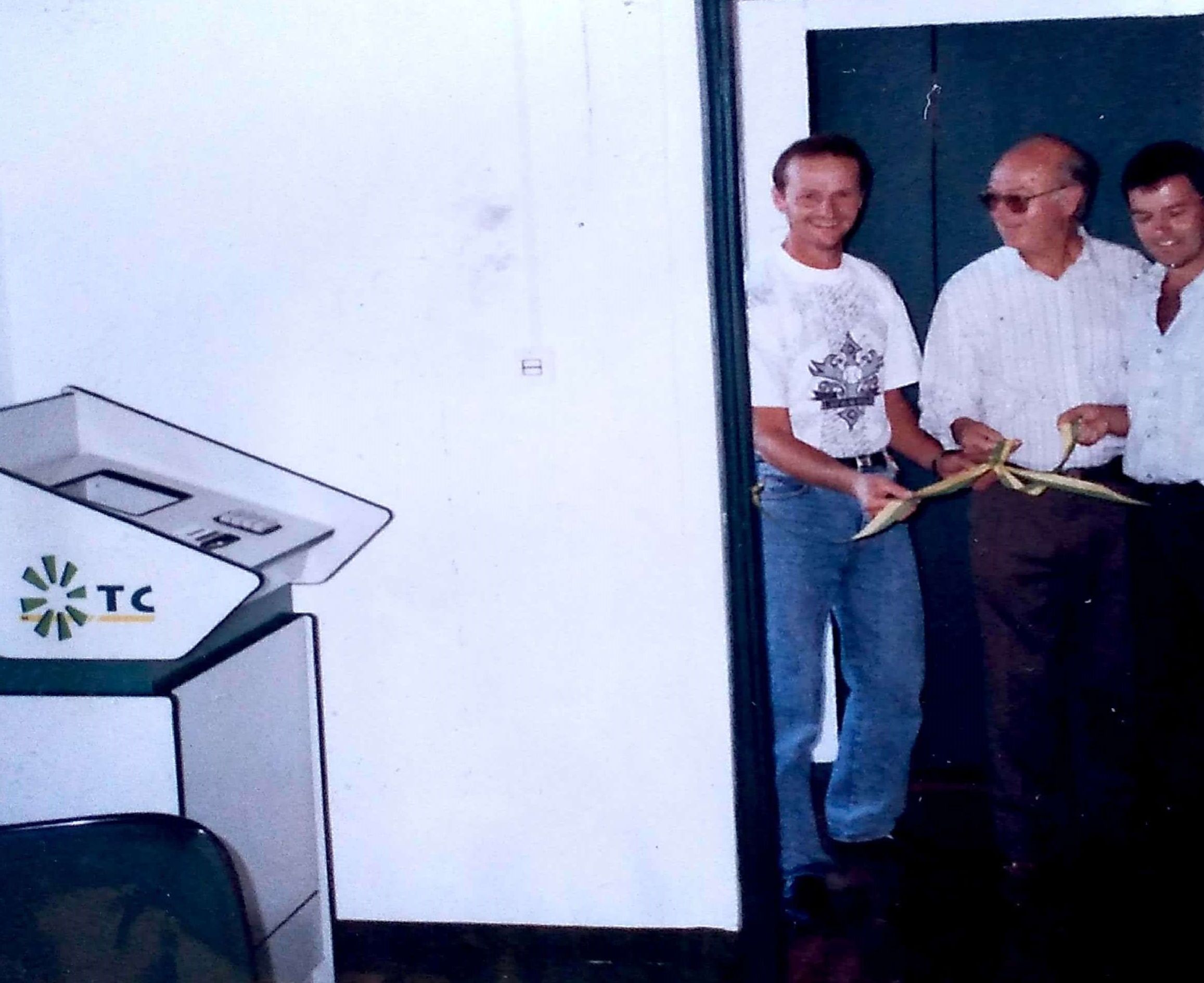 29 - Agência Linha Niva - Inaugurada em 06.02.1995.jpg