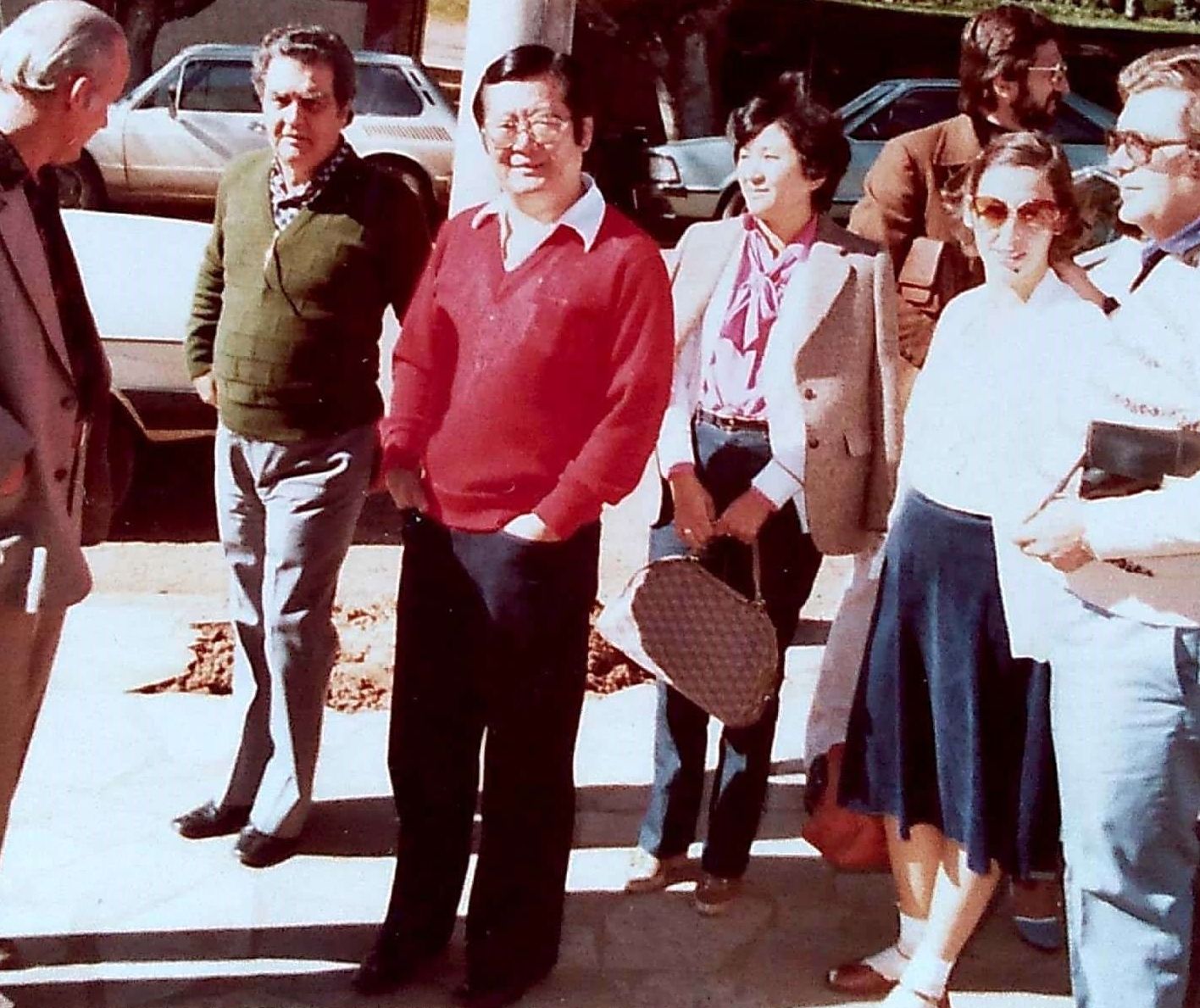 3 - Equipe do BNCC Visita Nova Petrópolis para assinatura do convênio de 1982.jpg