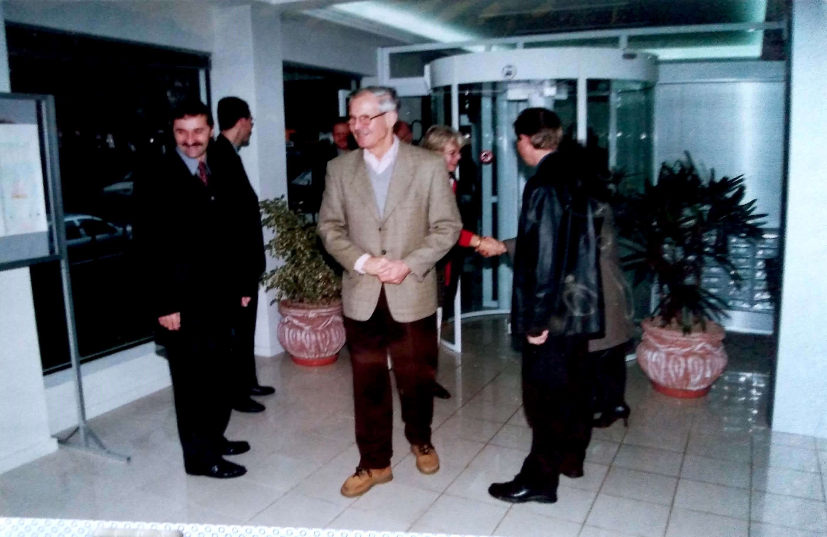 8 - Visita do Embaixador da República Federal da Alemanha Dr. Uwe Kaestner e esposa Dagma. 26 e 27.07.2002.jpg