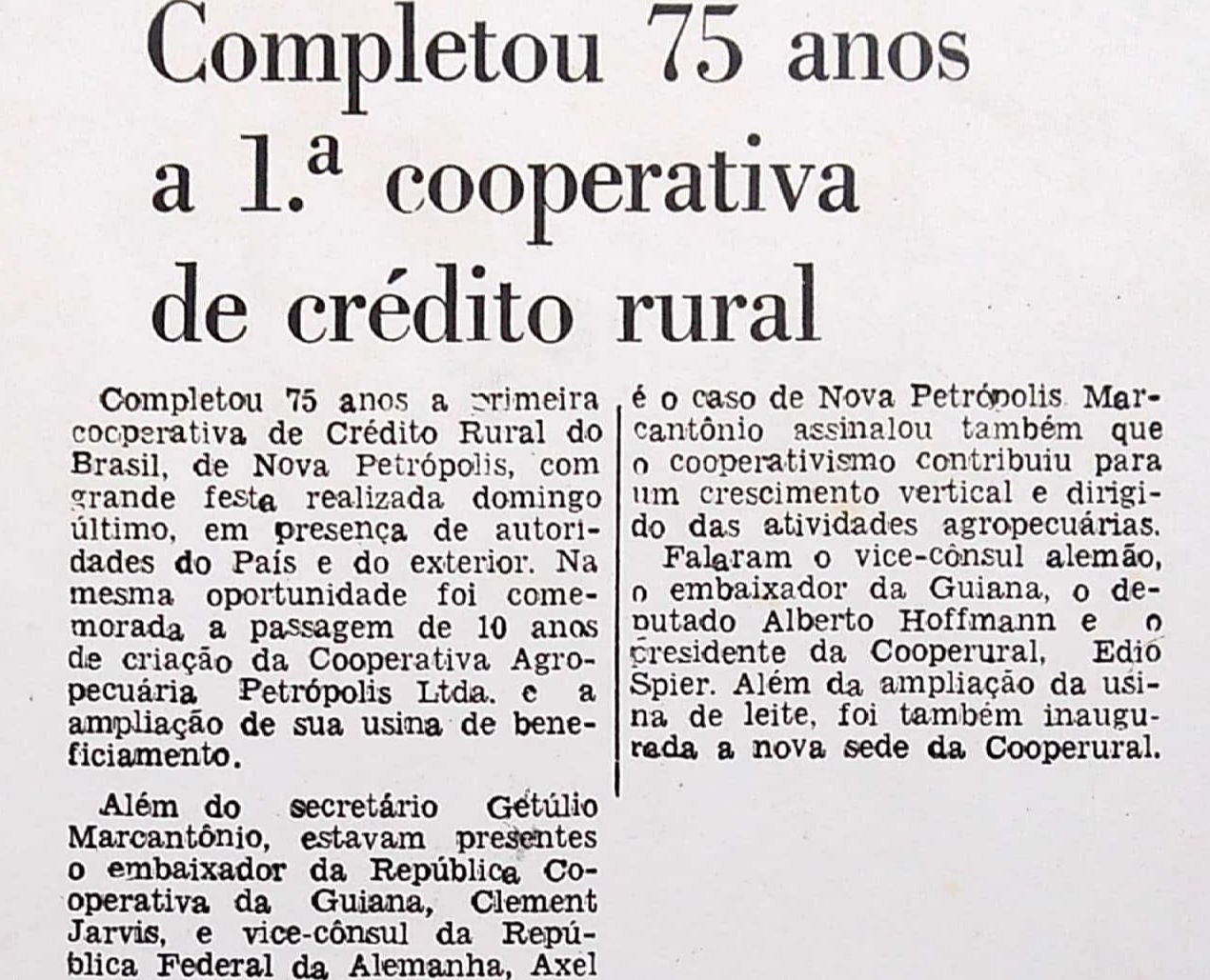 9 - Comemoração dos 75 anos de Fundação da 1ª Cooperativa de Crédito em Nova Petrópolis - Dezembro de 1977.jpg