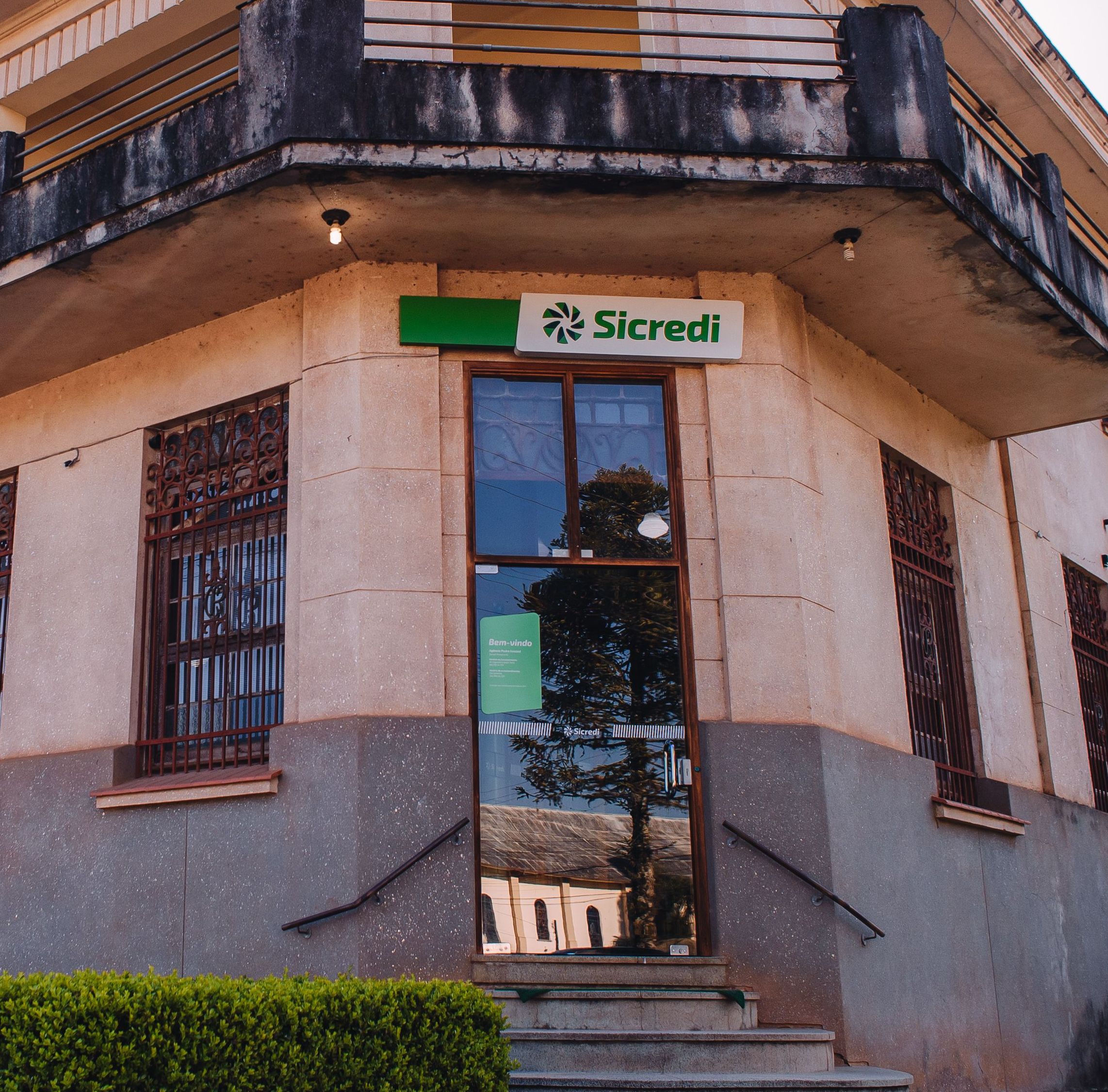 Caixa Rural_Linha Imperial 03.jpg