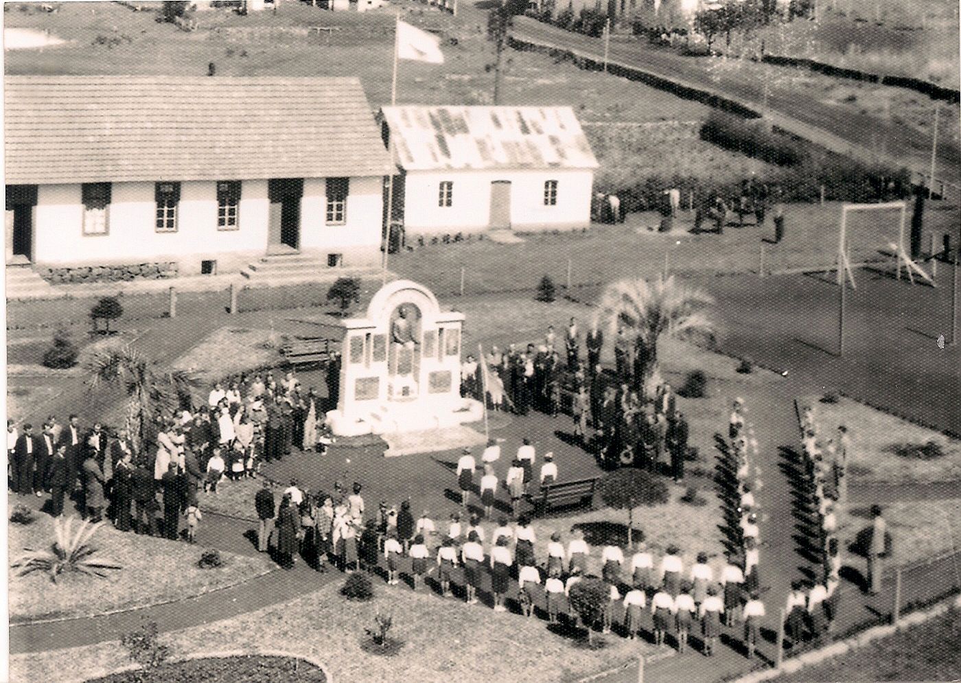 Inauguracao do Monumento - 22.03.1942.jpg